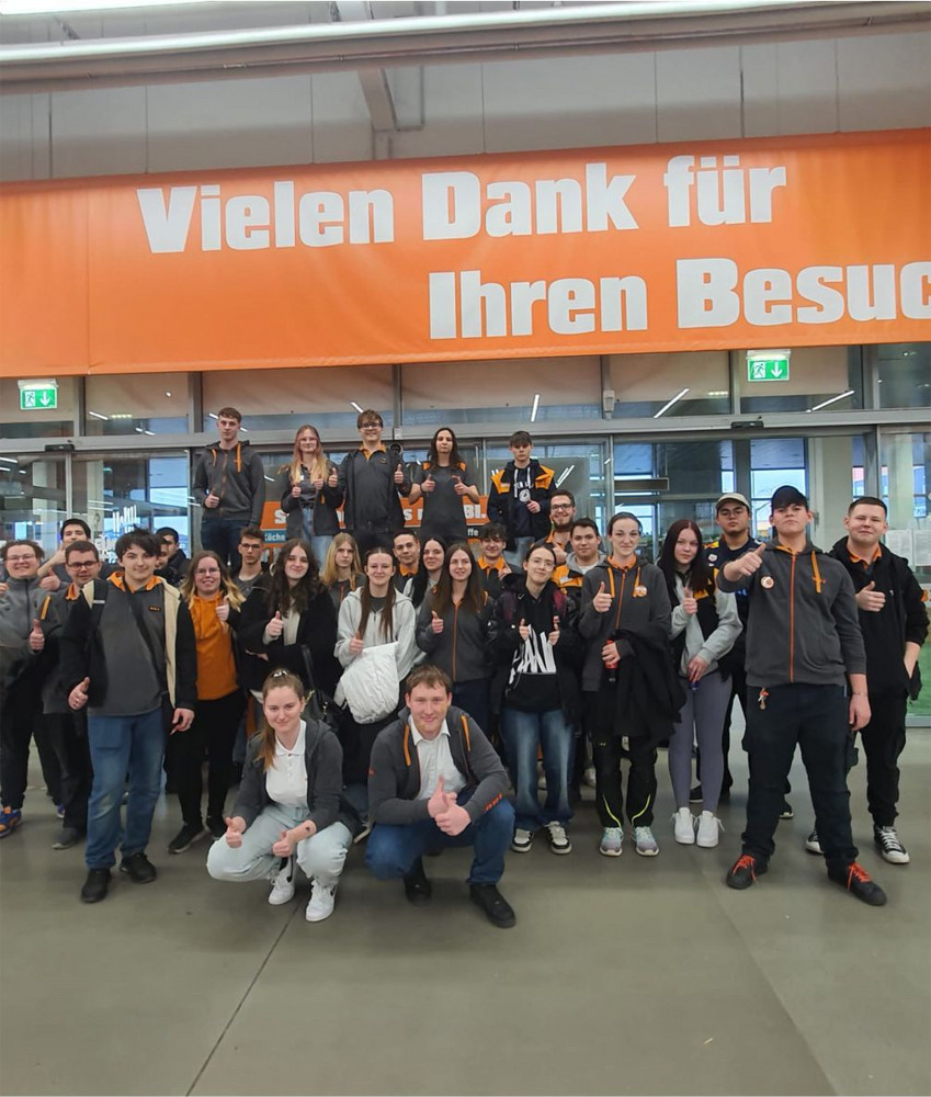 Gruppenfoto von Lehrlingen